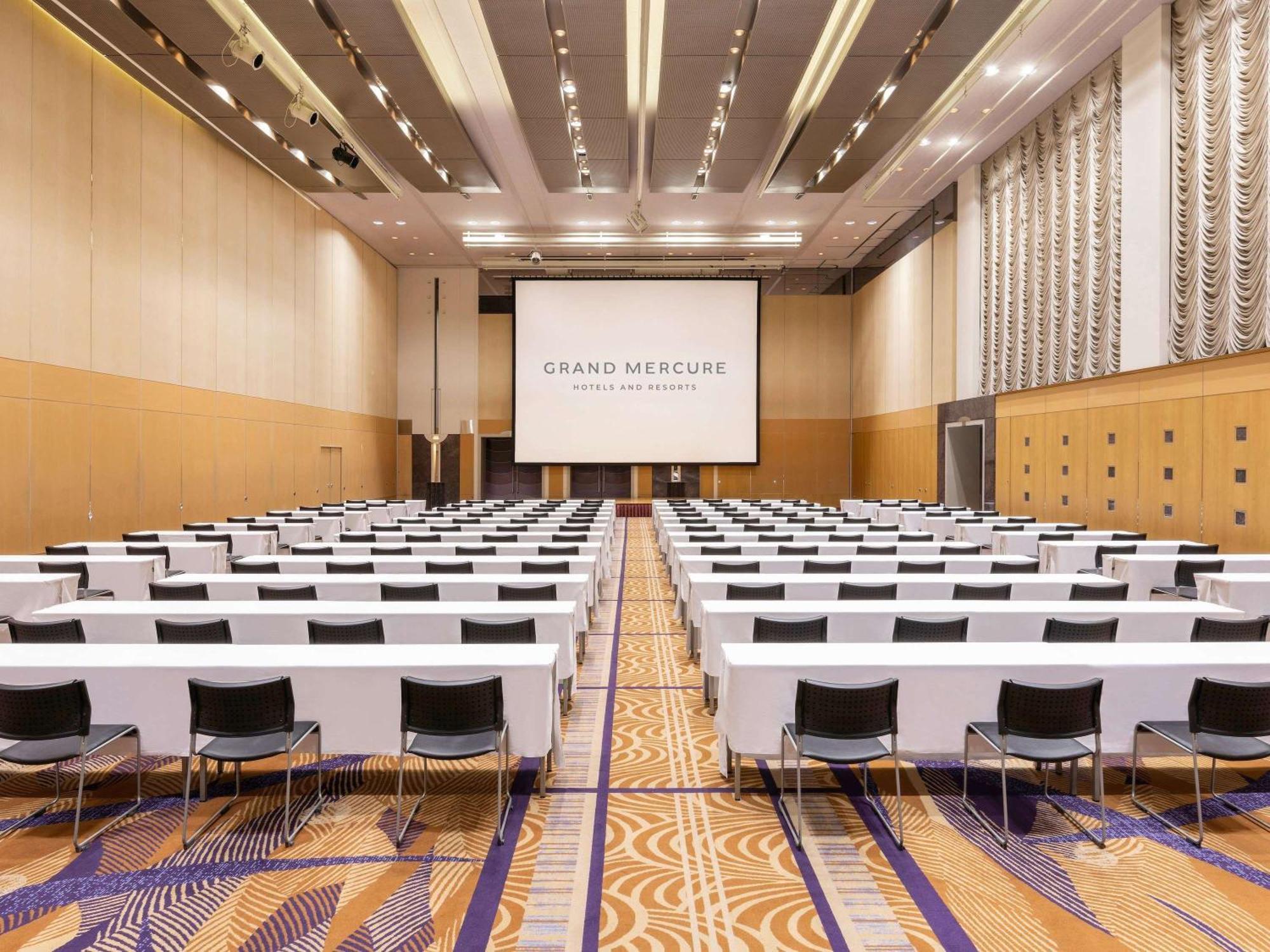 Grand Mercure Sapporo Odori Park Екстер'єр фото