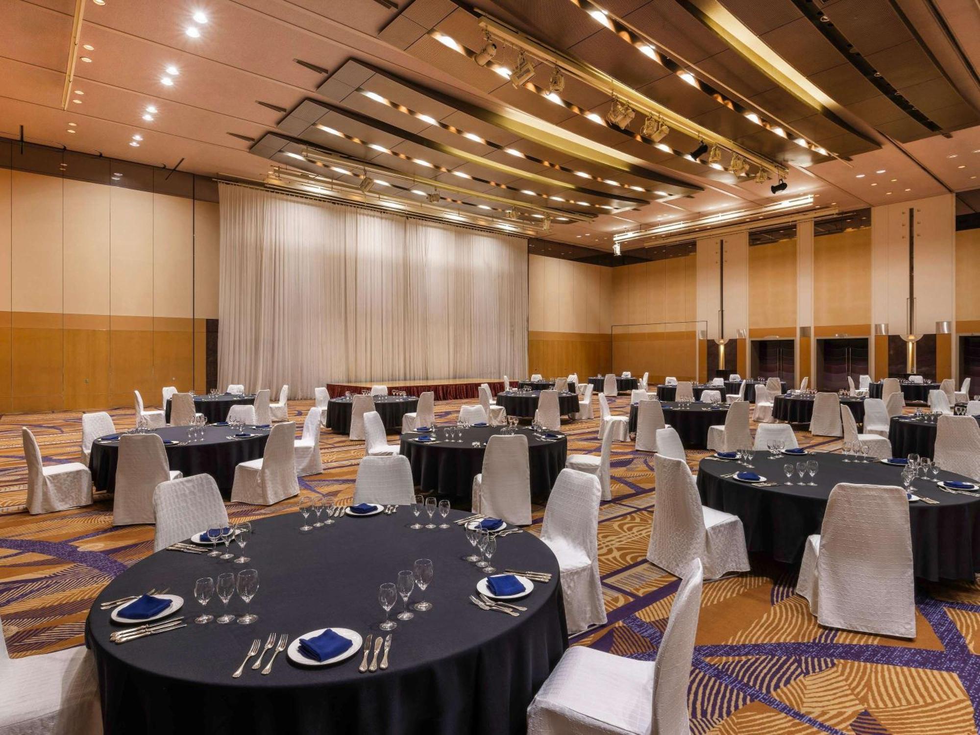 Grand Mercure Sapporo Odori Park Екстер'єр фото